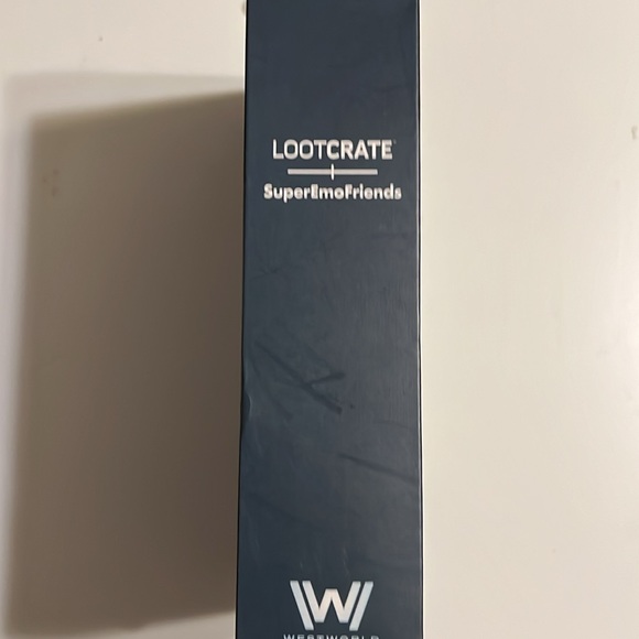 Westworld Super Emo Friends Delores &  Arnold Diorama action figures Loot Crate - Picture 3 of 6